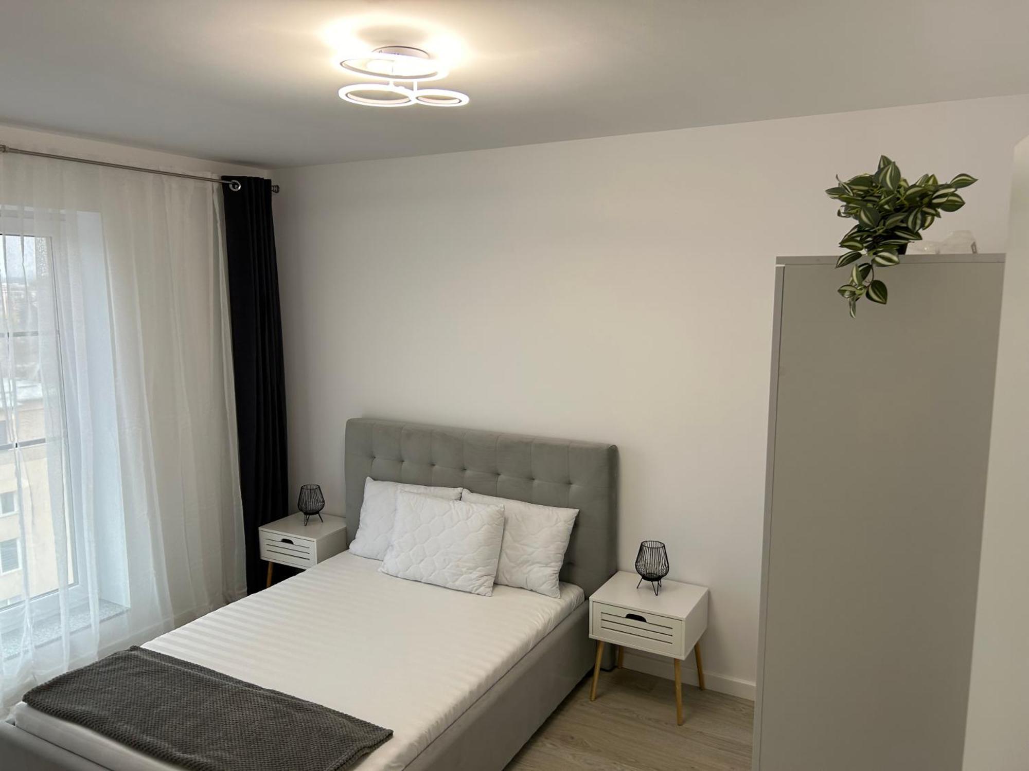 Apartament Raira ไกรโอวา ภายนอก รูปภาพ