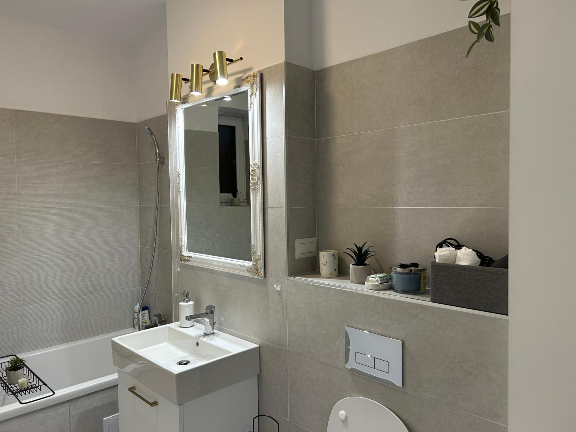 Apartament Raira ไกรโอวา ภายนอก รูปภาพ
