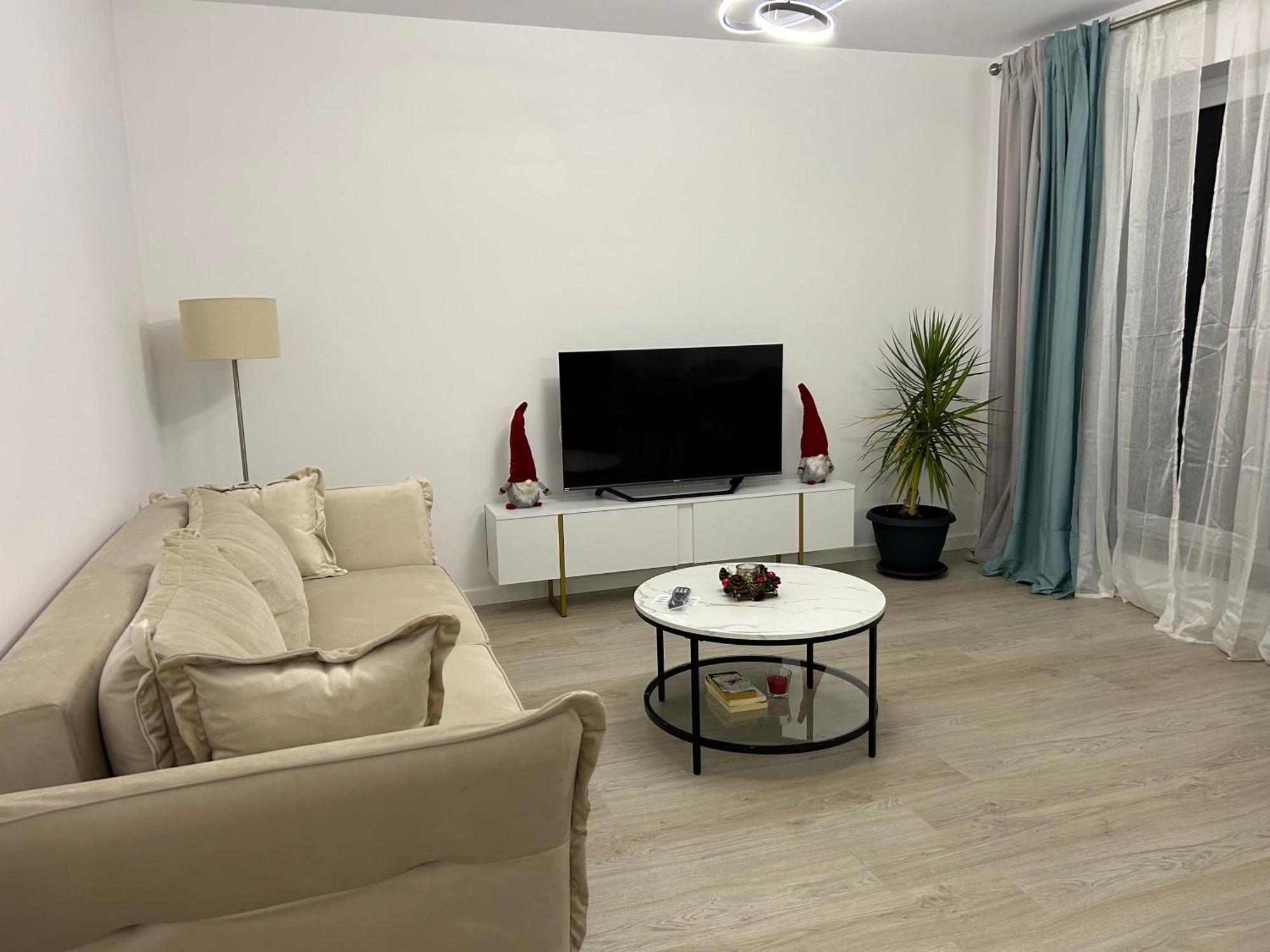 Apartament Raira ไกรโอวา ภายนอก รูปภาพ